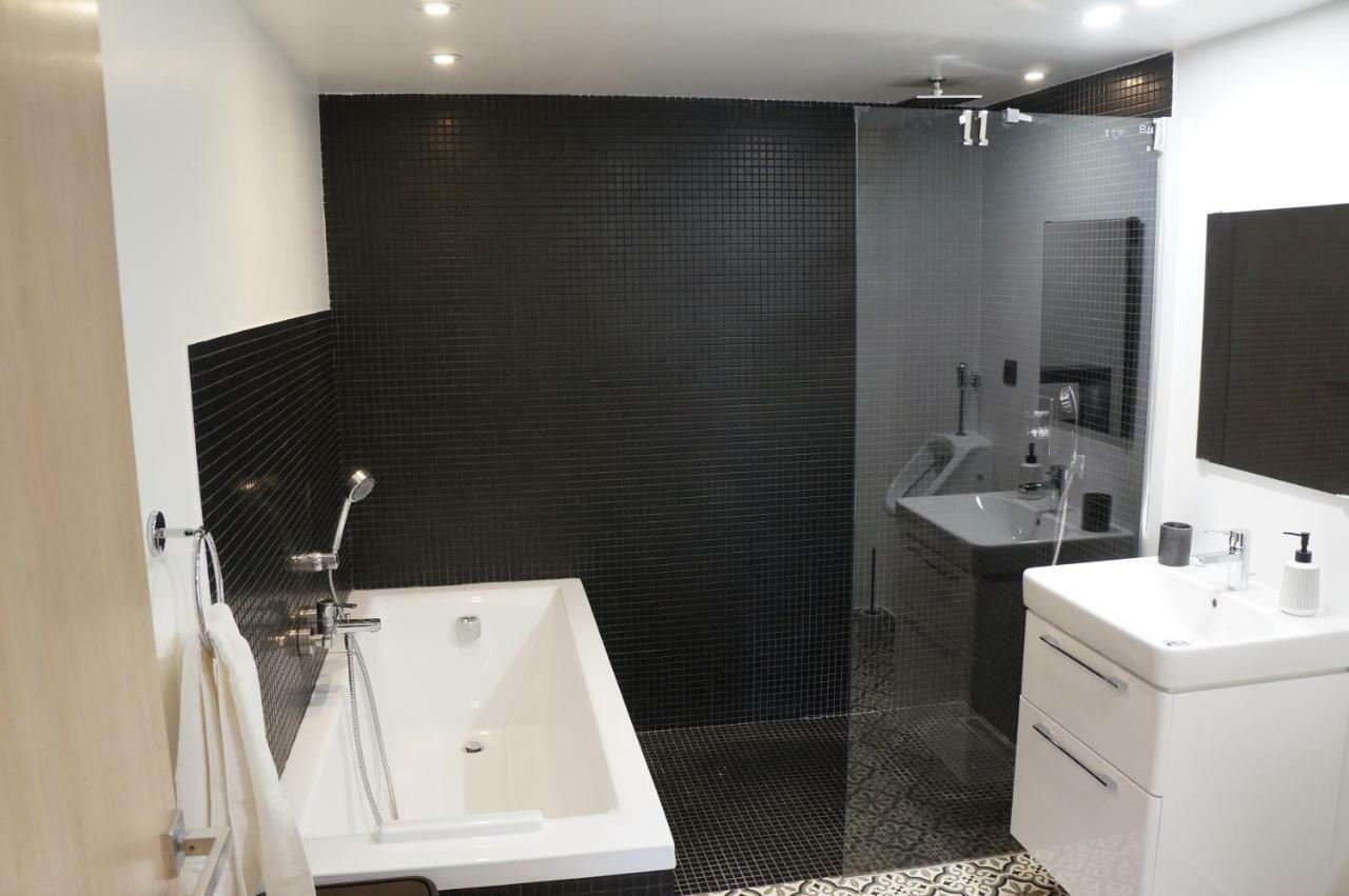 Leisure Apartmens *